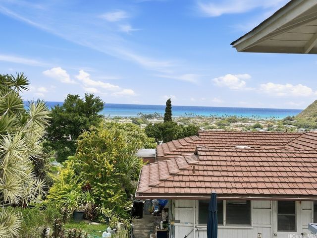809 Ailuna Street, Honolulu, HI 96821