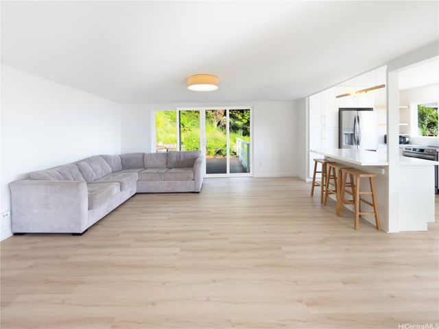 809 Ailuna Street, Honolulu, HI 96821