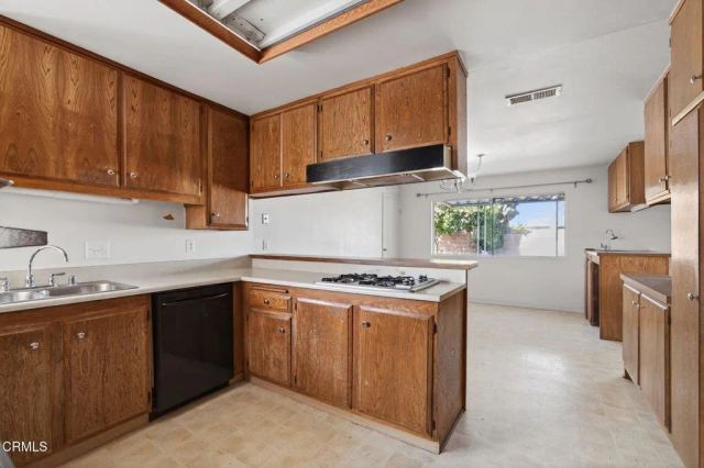 922 Olympia Avenue Avenue, Ventura, CA 93004