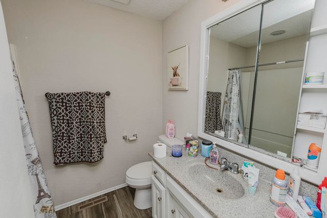 3159 S Bunker Hill, Wichita, KS 67210