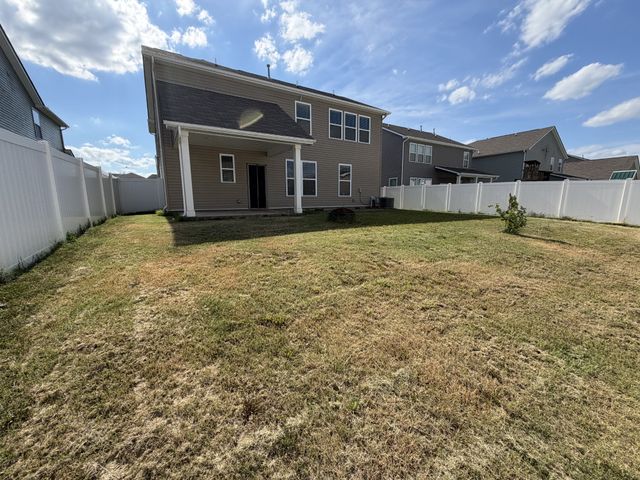 409 Wind Dance Dr, Lebanon, TN 37087