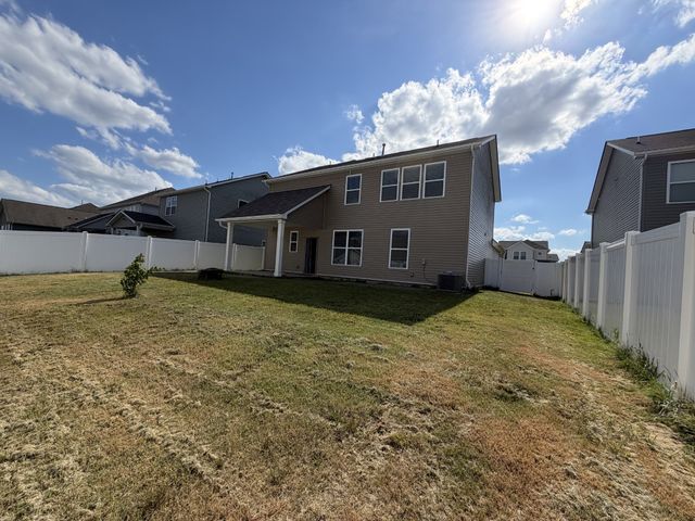 409 Wind Dance Dr, Lebanon, TN 37087