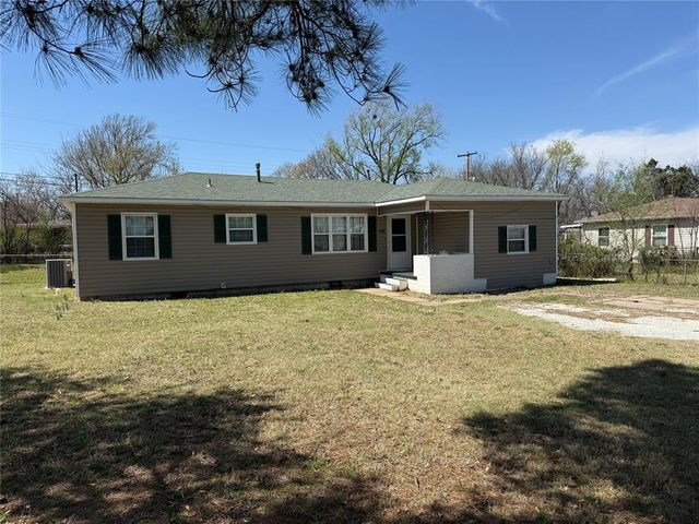 506 N Sharon Street, Tecumseh, OK 74873