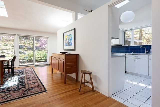 3 Compton Cir, Lexington, MA 02421