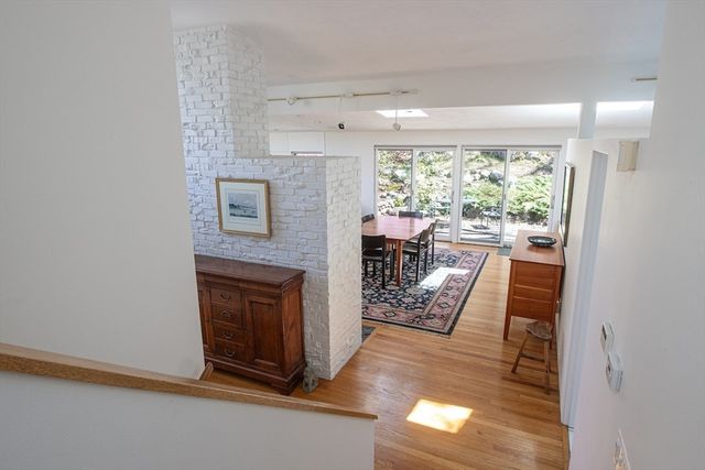 3 Compton Cir, Lexington, MA 02421