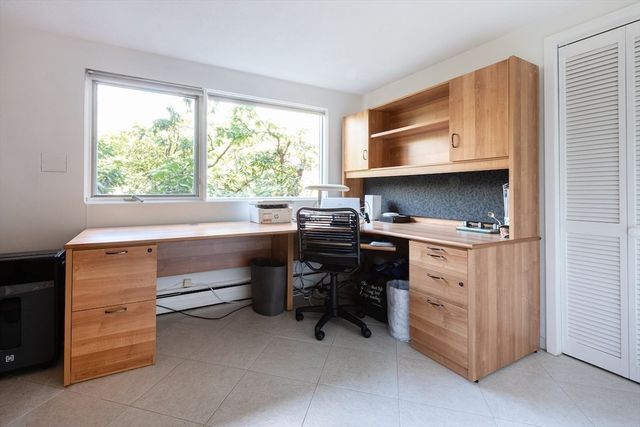 3 Compton Cir, Lexington, MA 02421