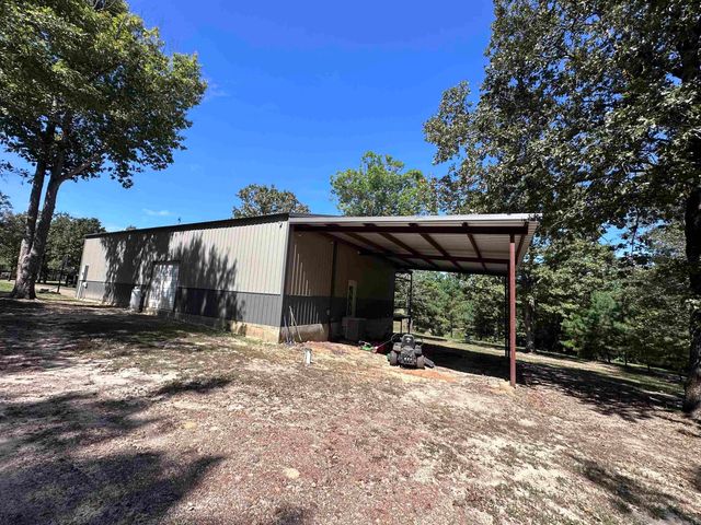 695 Miller County 15, Texarkana, AR 71854