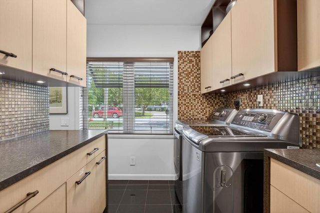 1141 SE 9th Avenue, Pompano Beach, FL 33060