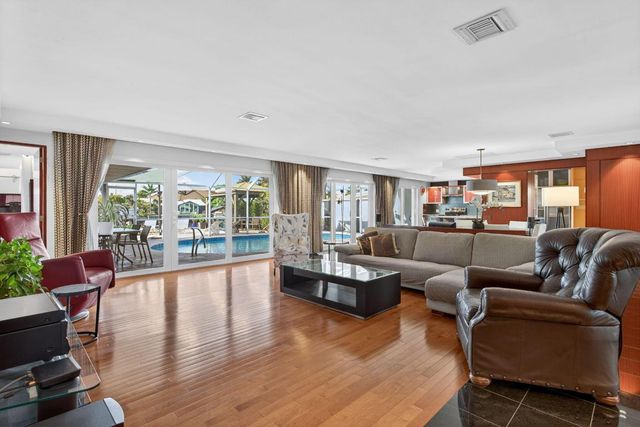 1141 SE 9th Avenue, Pompano Beach, FL 33060