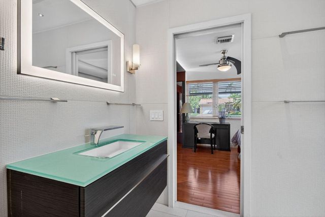 1141 SE 9th Avenue, Pompano Beach, FL 33060