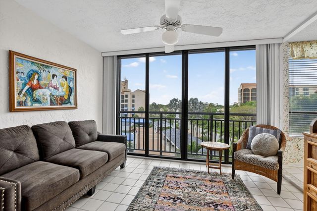 7170 Promenade Drive 401, Boca Raton, FL 33433