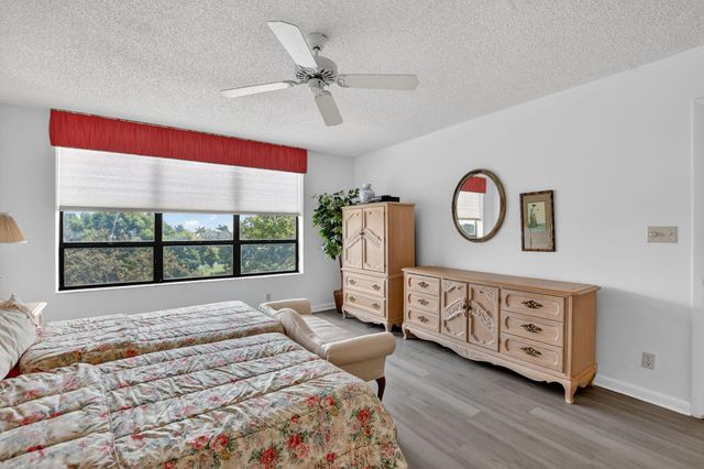 7170 Promenade Drive 401, Boca Raton, FL 33433