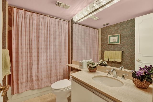 7170 Promenade Drive 401, Boca Raton, FL 33433