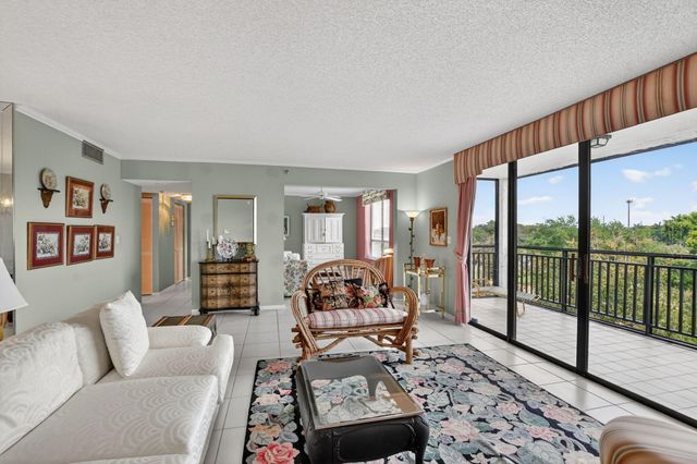 7170 Promenade Drive 401, Boca Raton, FL 33433