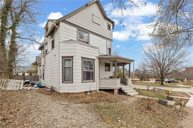 545 Tennessee Street, Lawrence, KS 66044