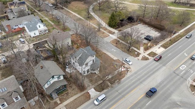 545 Tennessee Street, Lawrence, KS 66044