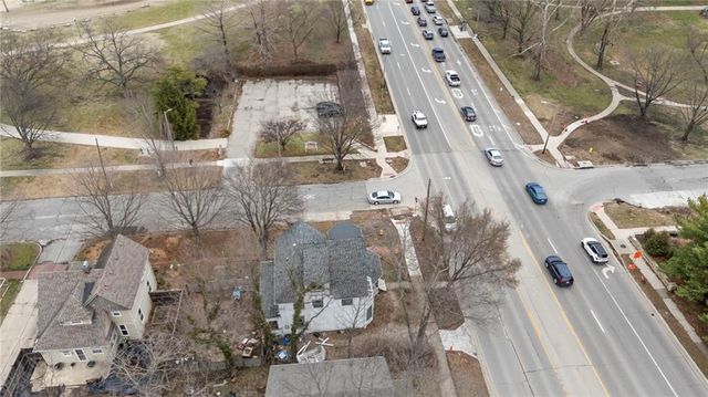 545 Tennessee Street, Lawrence, KS 66044