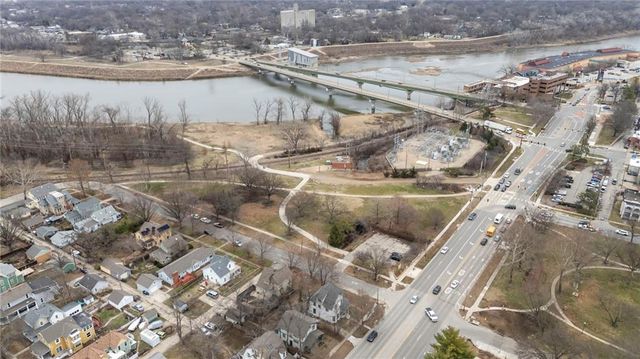 545 Tennessee Street, Lawrence, KS 66044