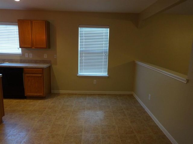 8102 Sweetstone Bluff Lane, Cypress, TX 77433