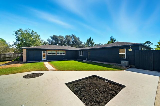 9108 Kings Drive, Manvel, TX 77578