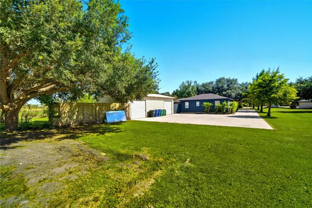 9108 Kings Drive, Manvel, TX 77578