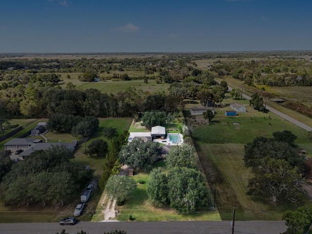 9108 Kings Drive, Manvel, TX 77578