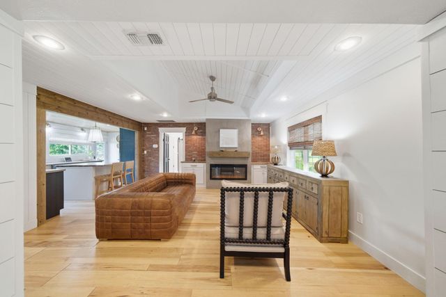 9108 Kings Drive, Manvel, TX 77578