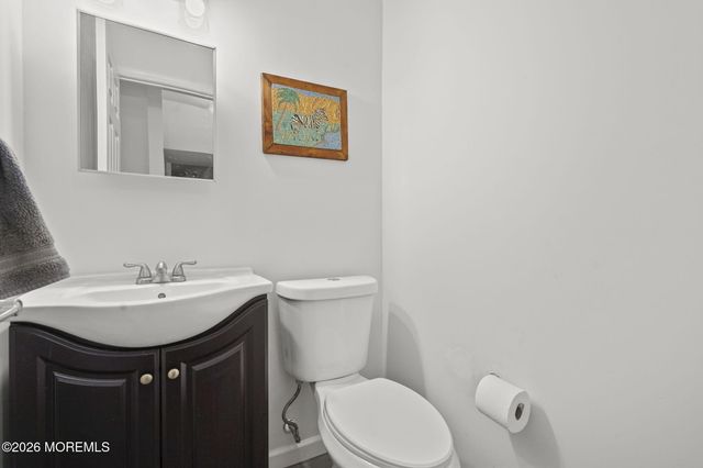 1604 Buckingham Circle, Middletown, NJ 07748