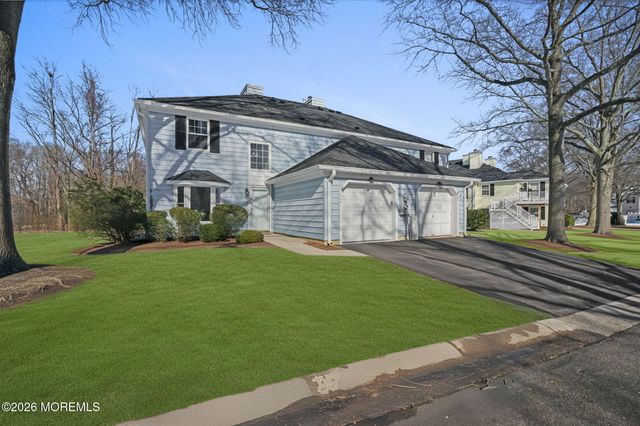 1604 Buckingham Circle, Middletown, NJ 07748