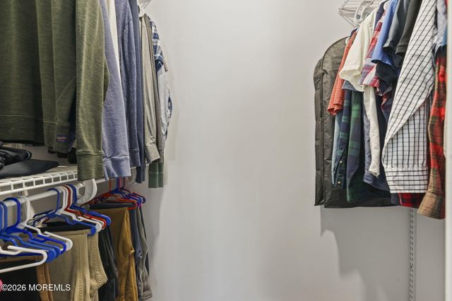 1604 Buckingham Circle, Middletown, NJ 07748