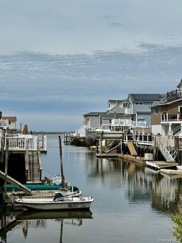 1111 Cross Bay Boulevard, Broad Channel, NY 11693
