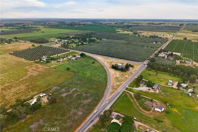 3770 Hall Rd, Corning, CA 96021