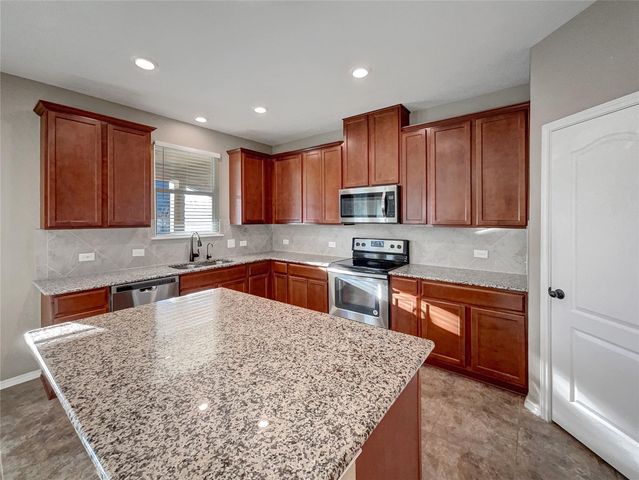 201 Phillips DR, Kyle, TX 78640