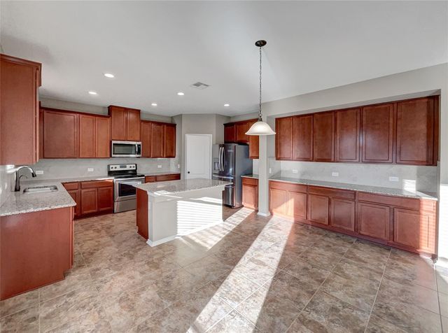 201 Phillips DR, Kyle, TX 78640