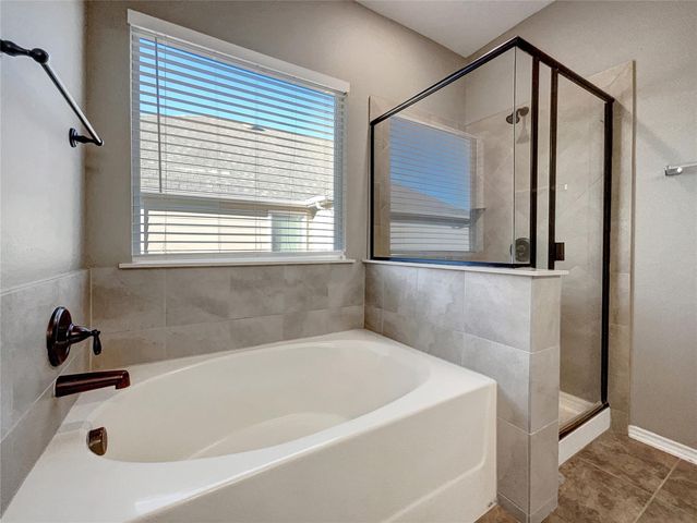 201 Phillips DR, Kyle, TX 78640