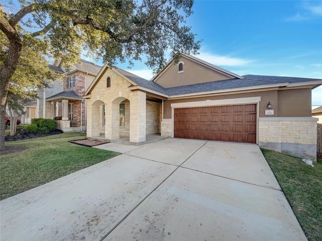 201 Phillips DR, Kyle, TX 78640