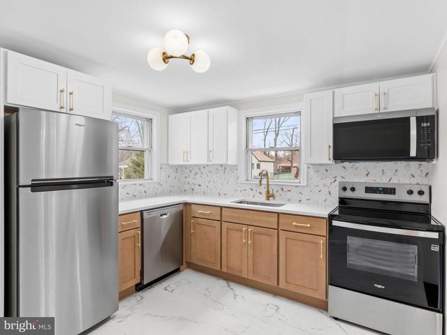 13 FIRST AVE, Pemberton, NJ 08068