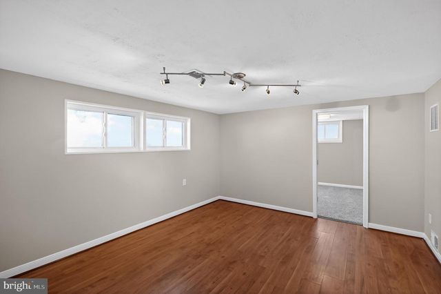 7605 POLLEN ST, Lorton, VA 22079