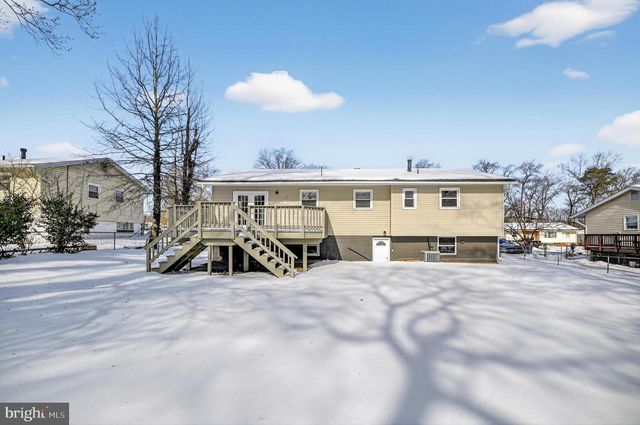 7605 POLLEN ST, Lorton, VA 22079