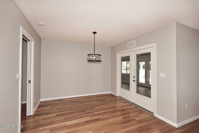 10402 W WININGER Circle, Sun City, AZ 85351