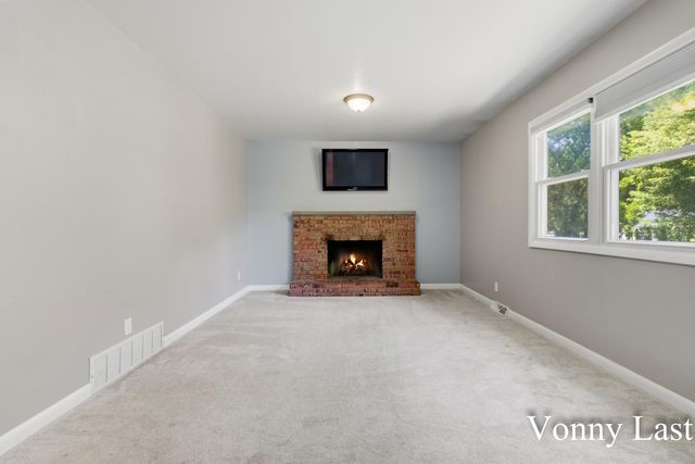 875 SE Argo Avenue SE, Grand Rapids, MI 49546