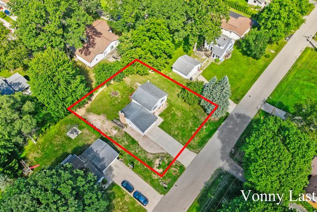 875 SE Argo Avenue SE, Grand Rapids, MI 49546
