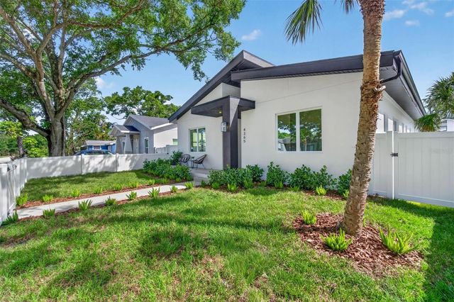 4365 IRIS STREET N, St Petersburg, FL 33714