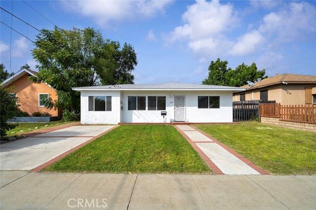559 G Street, Upland, CA 91786