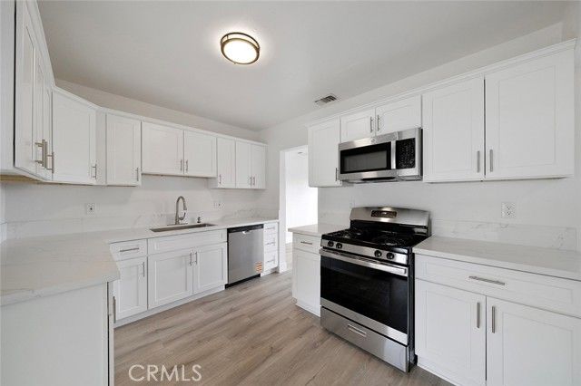 559 G Street, Upland, CA 91786