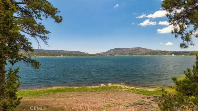 42493 Catalina Road, Big Bear Lake, CA 92315