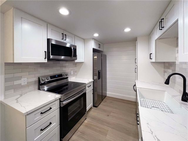 20702 El Toro Road 293, Lake Forest, CA 92630