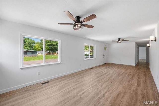 156 Hogan Avenue, Pacific, MO 63069