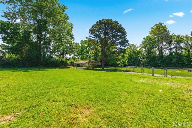 156 Hogan Avenue, Pacific, MO 63069