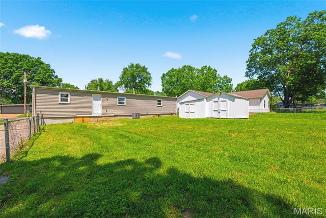 156 Hogan Avenue, Pacific, MO 63069
